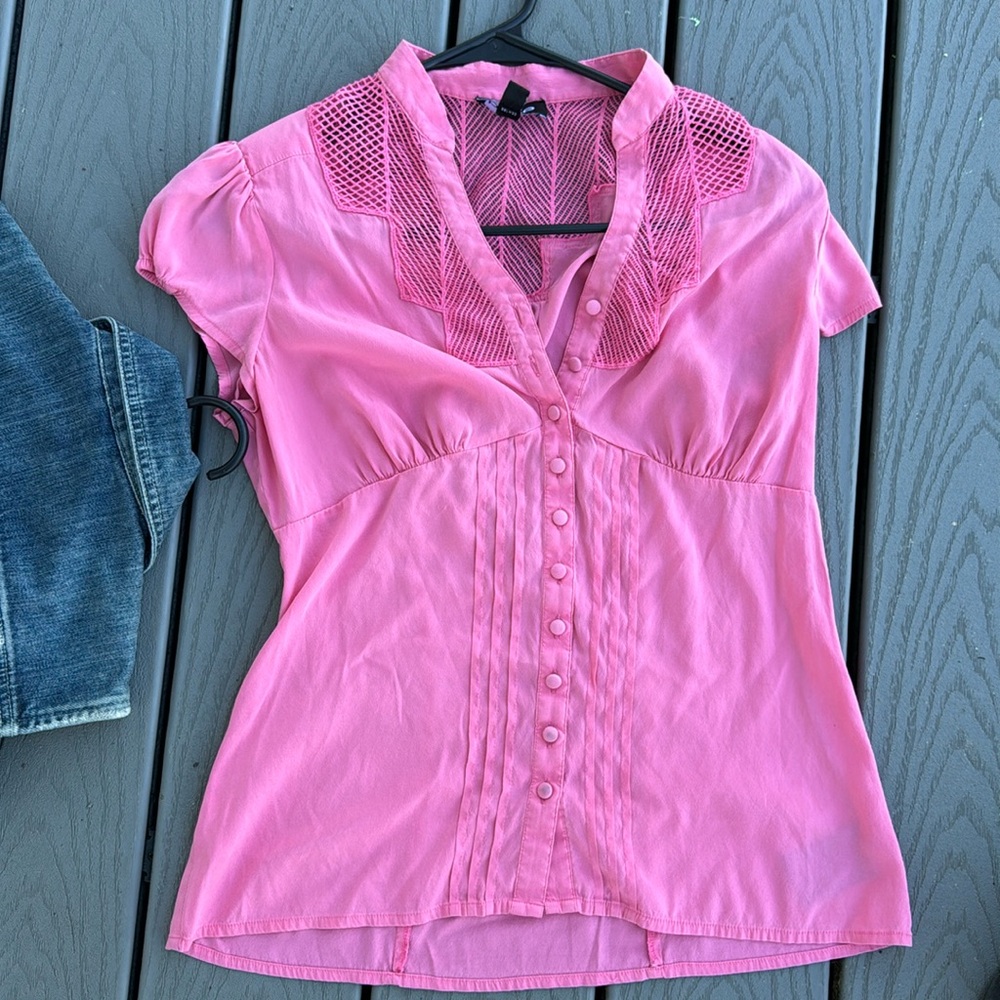 BEBE size small dress shirt